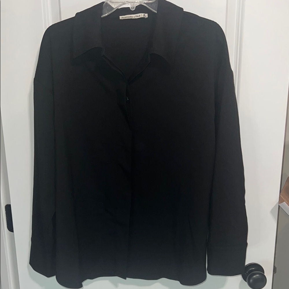 Abercrombie & Fitch Classic Black Button Down - Picture 2 of 6